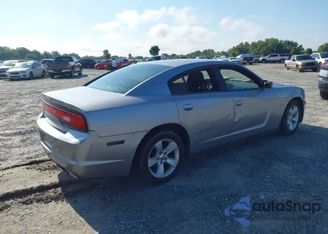 2013 Dodge Charger Se z USA, uszkodzony, nr VIN 2C3CDXBG6DH560275